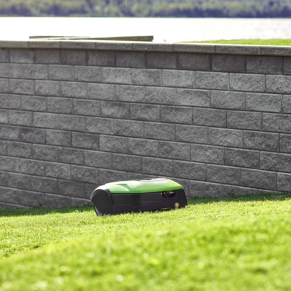 Optimow 15 – 1500m² con filo perimetrale