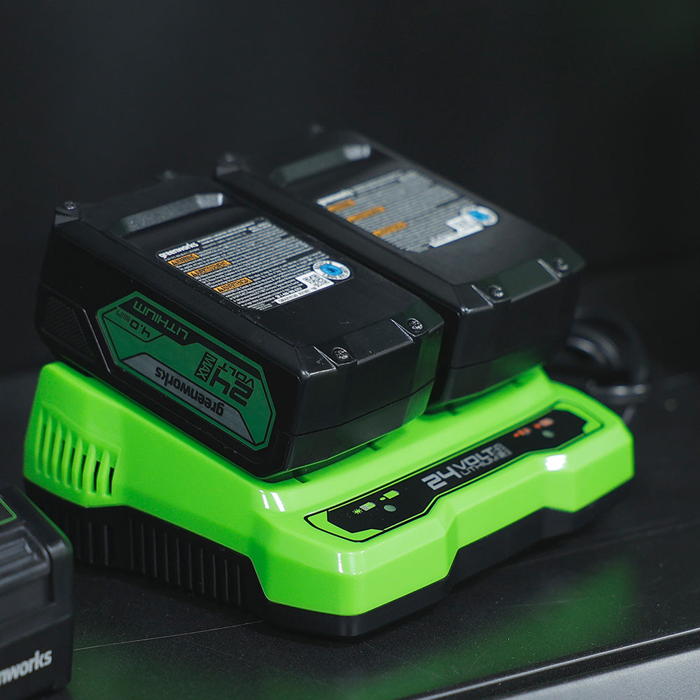 POWERALL 24V Starter Kit Batterie 2x 4Ah + Caricabatterie doppio