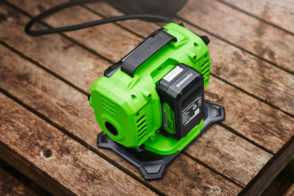 Compressore Aria Greenworks 24V - Gonfiatore Pneumatici Auto, 160 PSI Max, Spegnimento Automatico