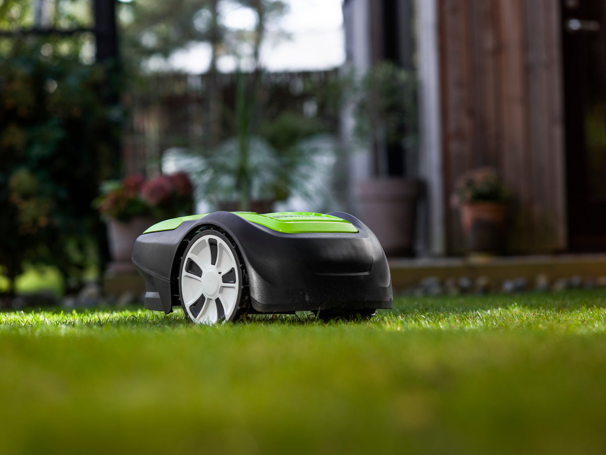 Rasaerba robotizzato per 500 m² OPTIMOW M - Acquista online su